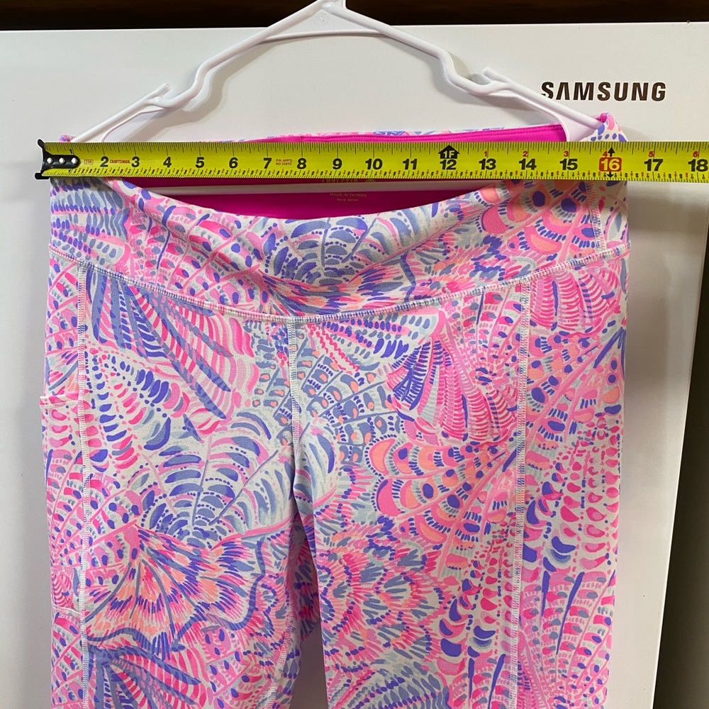 Lilly Pulitzer Pink & Purple Printed Active Leggings - Picture 4 of 10